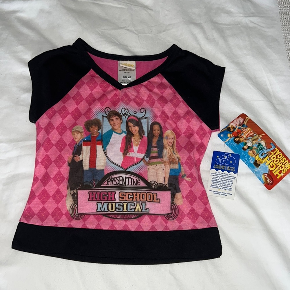 High School Musical 2 Girls Pajama Shirt Size 4/5